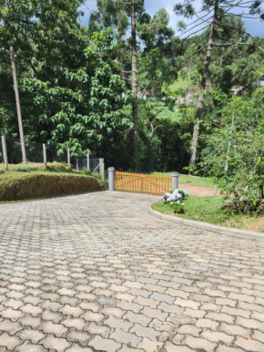 Casa completa na montanha